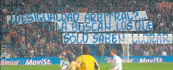 EL DEDO DE MOURINHO ELEVADO A LOS ALTARES EN EL BERNABEU