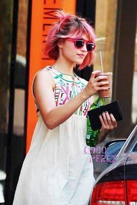 Pelo de color rosa. ¿Te atreves? Las celebrities, si!