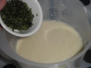 Tarta de queso a la hierbabuena