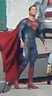 MAN OF STEEL: Superman perdió los calzones