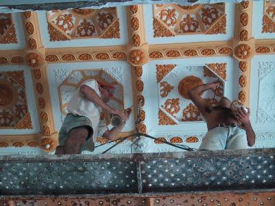 Un sagüero especialista en Conservación y Restauración de la Oficina del Historiador de la Ciudad de la Habana