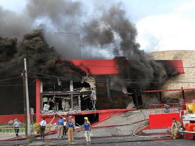 Ataque terrorista deja  53 muertos en mexico