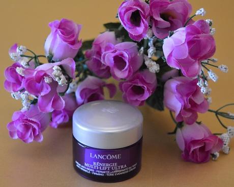 La crema reafirmante y anti-arrugas “Rénergie Multi-Lift Ultra” de LANCÔME La crema reafirmante y anti-arrugas “Rénergie Multi-Lift Ultra” de LANCÔME