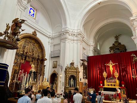 Un ratito de oración en Santa Cruz.