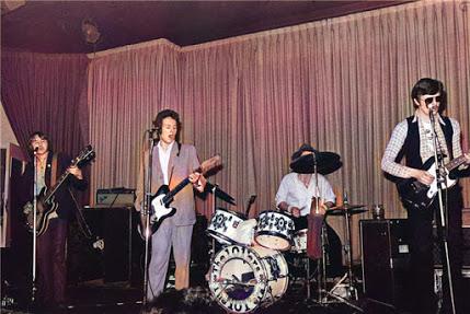 Efemérides del Rock y Heavy Metal: Que pasó un 03 de Abril