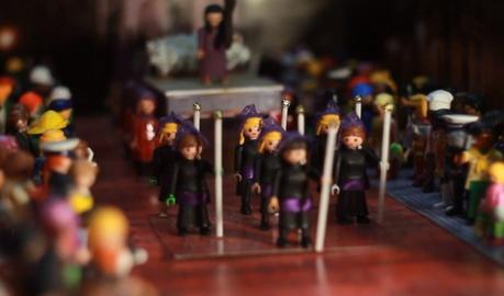 Vídeo: Recrean la Procesión del Silencio de SLP con figuras de Playmobil