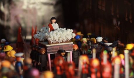 Vídeo: Recrean la Procesión del Silencio de SLP con figuras de Playmobil
