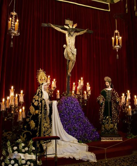 Un ratito de oración en la Capilla de La Carretería.