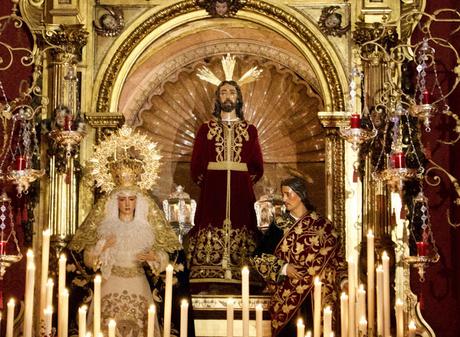 Un ratito de oración ante el Cristo del Mayor Dolor. Un ratito de oración ante el Cristo del Mayor Dolor.