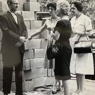 Semblanzas de la Obra Social de Doña Cecilia Orillac de Chiari, Presidente de la Cruz Roja Panameña 🎗️ Semblanzas de la Obra Social de Doña Cecilia Orillac de Chiari, Presidente de la Cruz Roja Panameña 🎗️