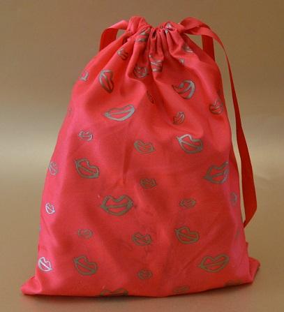 IPSY Glam Bag Plus “Send Love” de Febrero 2021