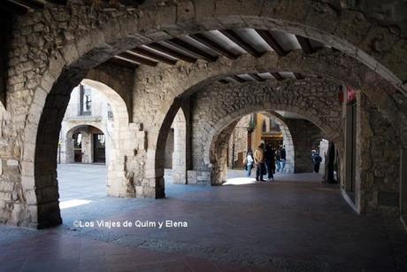 Besalú, ciudad medieval Porche y arcos
