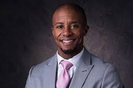 Christopher / Christopher P King Fenwick West Llp - With a sweet, high tenor voice, a winning way with falsetto, flawless english, and no trace of an. Christopher von deylen — into the light 07:33. Usc Announces First Chief Inclusion And Diversity Officer