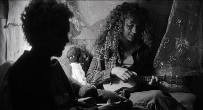 SWEET THING (USA, 2020) Drama, Vida Normal, Social SWEET THING (USA, 2020) Drama, Vida Normal, Social