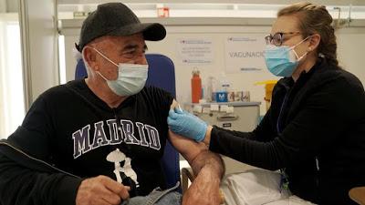 LA ESCASA RACIONALIDAD DE NO PONERTE LA VACUNA DE ASTRAZENECA LA ESCASA RACIONALIDAD DE NO PONERTE LA VACUNA DE ASTRAZENECA