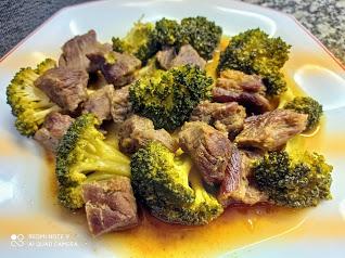 Ternera con brócoli, cocina china