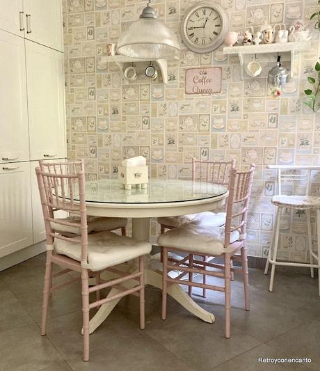 Tiffany en la cocina