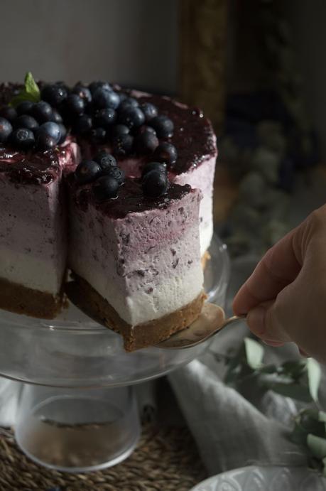 tarta-de-queso-con-mermelada-de-arandanos-sin-horno