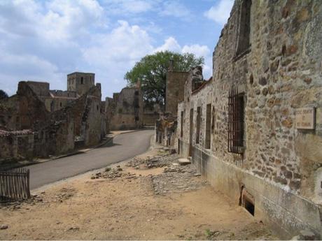 Oradour-sur-Glane, la masacre y destrucción, un pueblo en ruinas