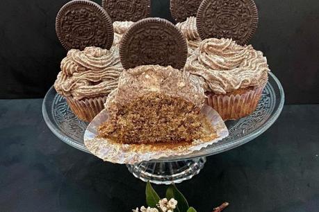 Cupcakes de oreo con frosting de queso philadelphia