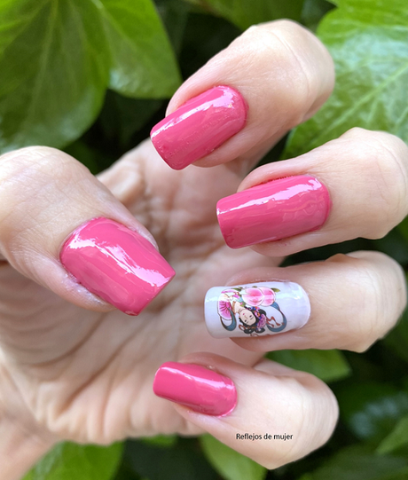 Manicura Geisha Rosa del reto Nails vs Eyes