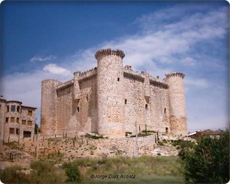 Siete pueblos encantados de Guadalajara Torija y su castillo (Guadalajara)