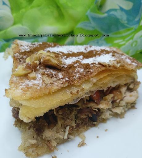 PASTILLA AU POULET / CHICKEN PASTILLA / PASTILLA DE POLLO / بسطيلة الدجاج PASTILLA AU POULET / CHICKEN PASTILLA / PASTILLA DE POLLO / بسطيلة الدجاج