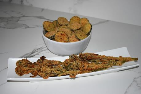 Calabacín y Bimi crujiente con parmesano y especies al horno Calabacín y Bimi crujiente con parmesano y especies al horno