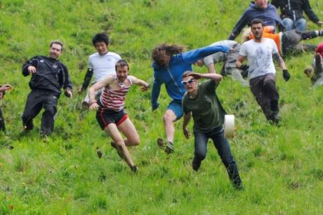 Festival del queso rodante, todo de esta divertida carrera