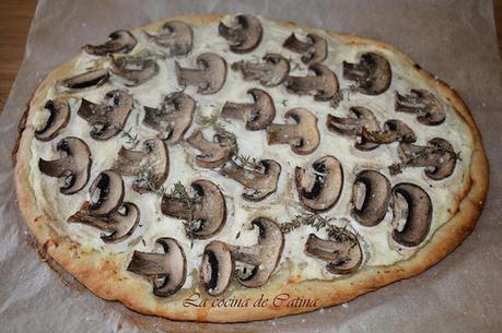 Coca de champiñones