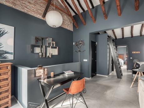 delikatissen viviendas en la costa del sol vivienda de vacaciones vigas en el techo vacation house summer house scandinavian style scandi en la costa del sol Málaga ladrillo visto estilo nórdico Málaga estilo escandinavo distribución abierta casas casco antiguo Estepona beach house apartamento en la playa  