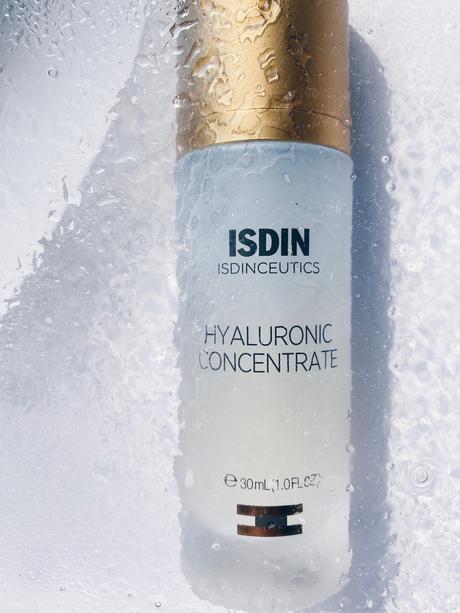 Suero Hyaluronic Concentrate de Isdin, hidratación intensa e iluminación.