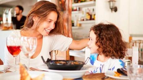 Restaurantes para sorprender a mamá en su día Restaurantes para sorprender a mamá en su día