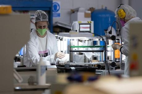 Airnatech se consolida como empresa referente en mascarillas seguras más utilizadas en España Airnatech se consolida como empresa referente en mascarillas seguras más utilizadas en España