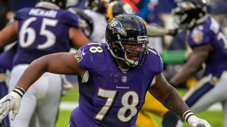 Los Chiefs mandan su primer pick de 2021 (y más) a los Ravens por Orlando Brown Los Chiefs mandan su primer pick de 2021 (y más) a los Ravens por Orlando Brown
