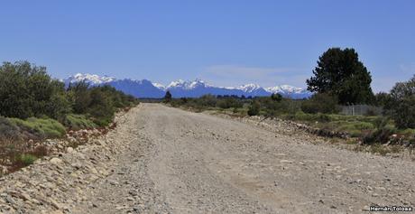 Aeropuerto de Bariloche y río Ñirihuau Aeropuerto de Bariloche y río Ñirihuau