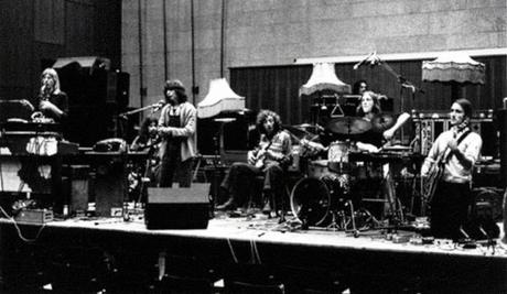 A Propósito de Henry Cow: La Feroz Experimentación