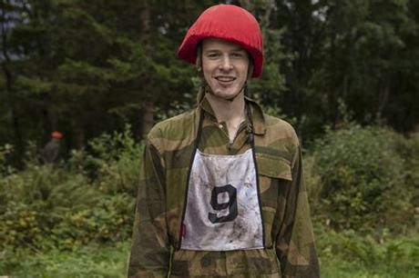 Vegard Harm Kompani Lauritzen - Kjendiser og sladder Archives - vargas12.com : En ny rekrutt måtte lørdag forlate programmet. April 1996) er en norsk influenser fra stokke i vestfold. Dette er de nye «Kompani Lauritzen»-rekruttene - Popidol