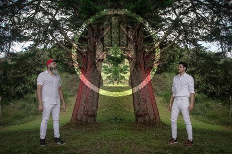 El dúo colombiano Compadres Deluxe debuta con ‘Salir’, una canción de sanación El dúo colombiano Compadres Deluxe debuta con ‘Salir’, una canción de sanación