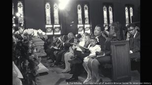43183147_303 Martin Luther King Jr.