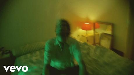 [Vídeo Telúrico] María Escarmiento (con Eigen Risico & Paula) - Cada Vez Más Mayor