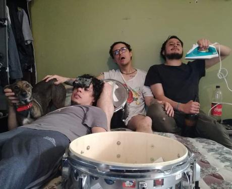 La banda ecuatoriana de noise rock InFiLtRo estrena su álbum ‘Disforia’