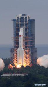 China lanza exitosamente el primer módulo de su nueva estación espacial