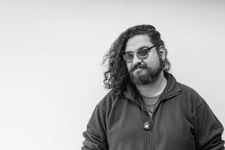 Fuentes informan que escritor Willy Mckey se suicidó tras acusaciones de estupro