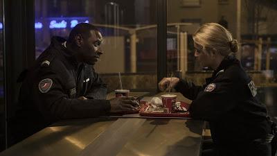 Police; La delgada línea entre la moral y el deber