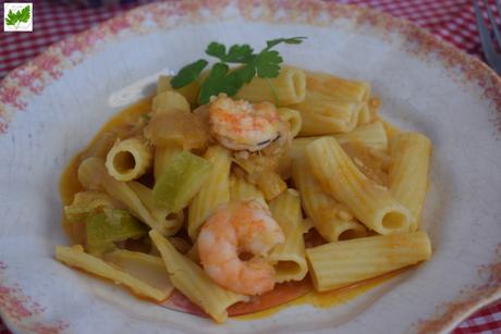 Rigatoni con Langostinos y Manzana