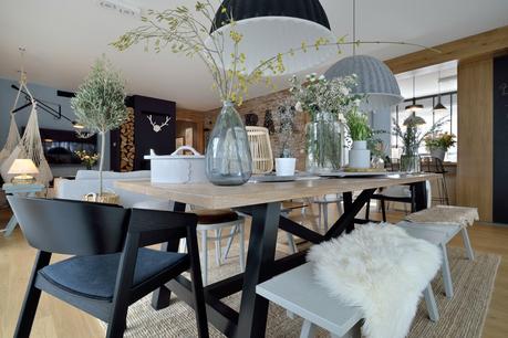 delikatissen warm interiors scandinavian warm decor open-plan interior madera y negro interior diáfano interior cálido interior abierto decoración acogedora cozy decor cocina nórdica cocina blanca cocina americana cocina abierta  