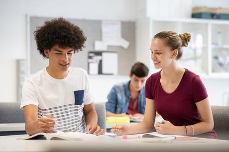 Más de la mitad de los jóvenes apuestan por el deporte para mejorar su forma física y bienestar emocional Más de la mitad de los jóvenes apuestan por el deporte para mejorar su forma física y bienestar emocional
