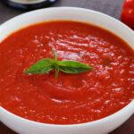 salsa de tomate casera con tomate natural