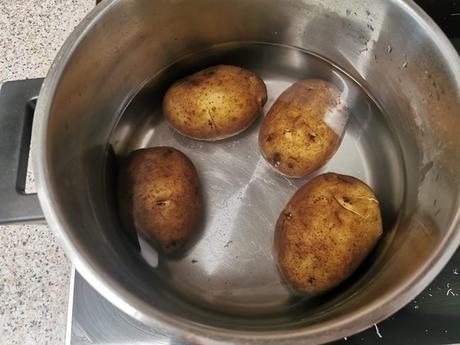 Patatas revolconas, receta tradicional Española
